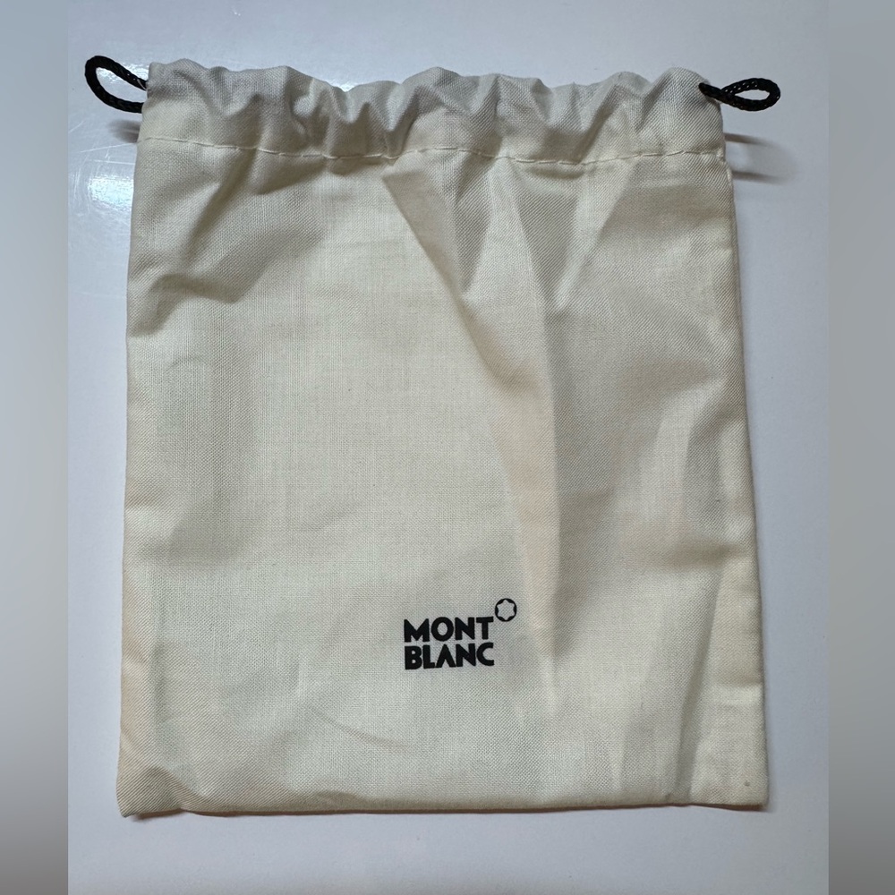 Mont Blanc dust bag
